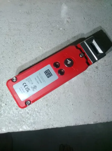 Chave de Segurança Solenoide WEG CISS - Nova Original (Sem Atuador)