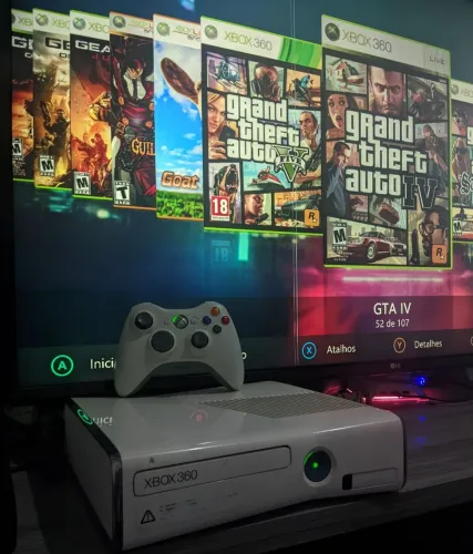Xbox 360 slim edição especial branca