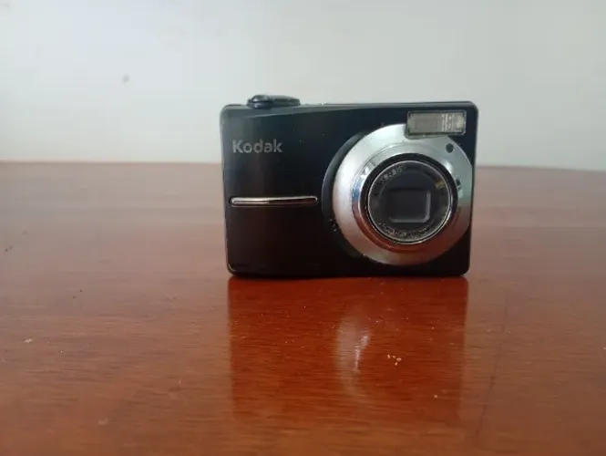 Máquina Fotográfica Kodak C613