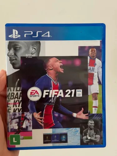 Jogos PS4 semi novos