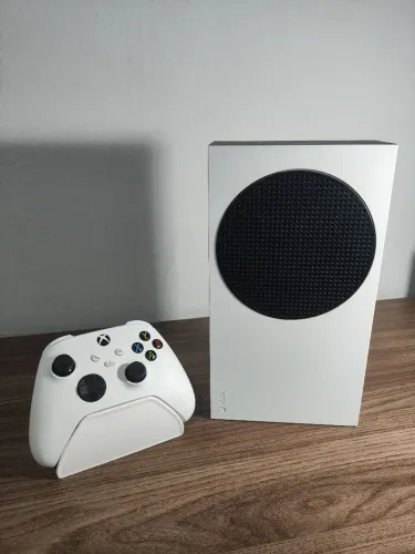 Xbox Series S 512GB - Com Caixa Original
