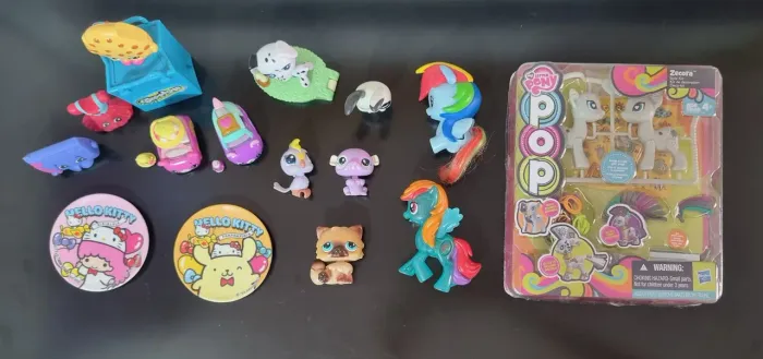 Lote (Ler a descrição) My little pony - Littlest pet shop - Shopkins - Sanrio