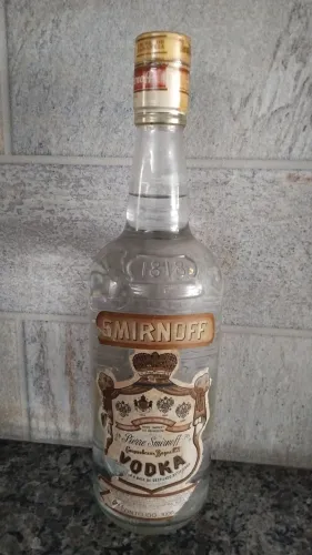 Smirnoff vintage anos 80