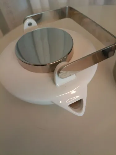 Bule para chá em porcelana com Inox NOVO