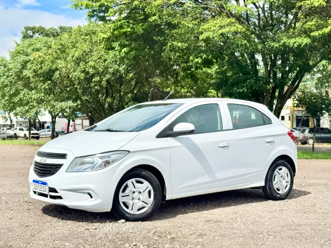 Chevrolet Onix JOY Hatch 1.0 8V Flex Mec. 4P 2018