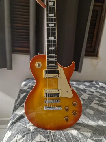 guitarra Shelter SW100F les paul com captadores Wilkinson