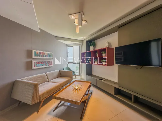 Apartamento mobiliado para locação no Edifício Ivani Silvestre, na Avenida Boa Viagem 58,