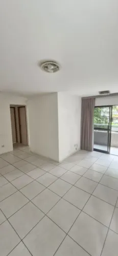 Imóvel para venda tem 72 metros quadrados com 3 quartos em Tamarineira - Recife - PE