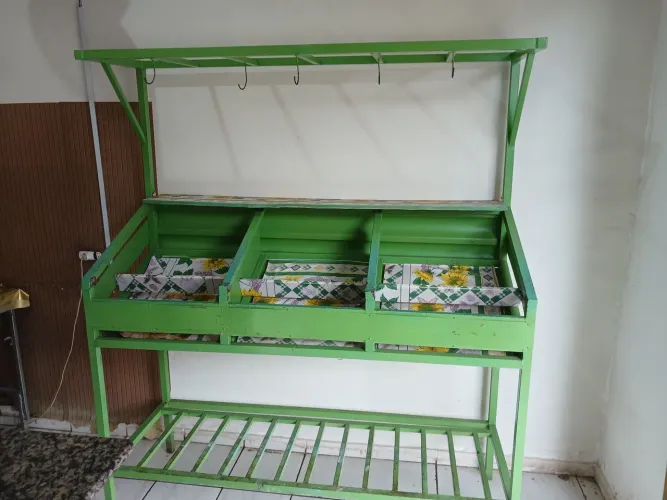 Vendo fruteira