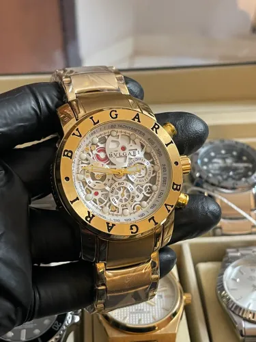 Relógio masculino BVLGARI