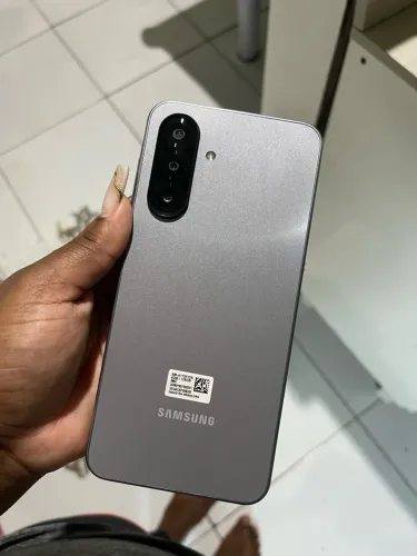 Vende-se Samsung A17 128Gb