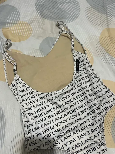 Body lança perfume