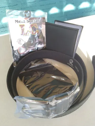 Kit meias social masculino tamanho 38a43 carteira porta cartão cinto masculino de couro 