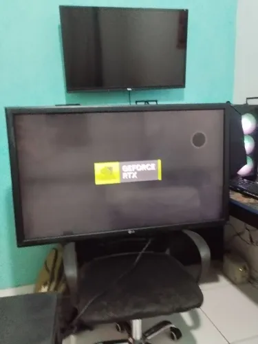 TV Monitor LG Flatron HDMI/VGA - Barato com Detalhe (Ideal p/ Câmeras, Oficina ou Caixa)