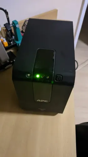Nobreak APC Back-UPS 600