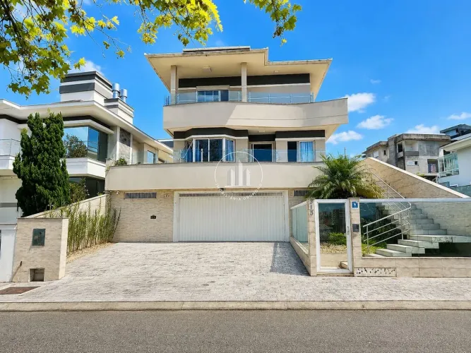 Casa para Venda em Palhoça, Pedra Branca, 4 dormitórios, 1 suíte, 3 banheiros, 3 vagas