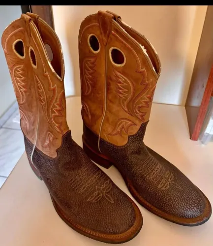 Bota Justin Boots Original - Fabricada nos Estados Unidos (Made in USA)
