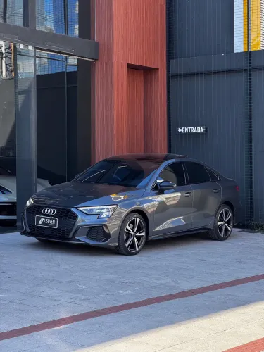Audi A3 Sed. Perform. Black 2.0 TFSI S-tronic 2023