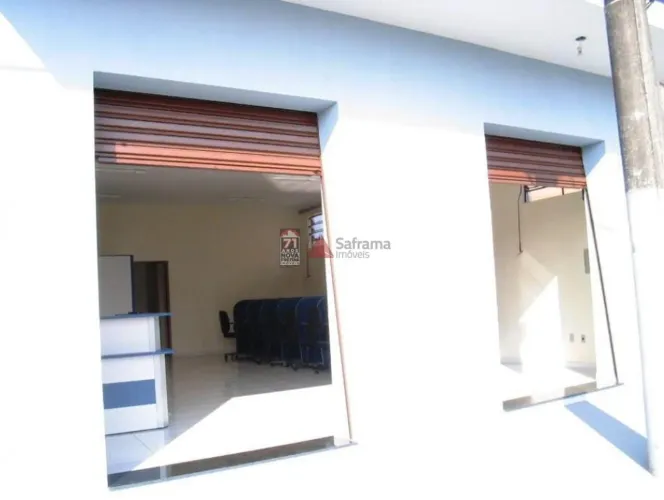 Ponto Comercial Amplo com 210m² e Estrutura Completa para Seu Negócio!