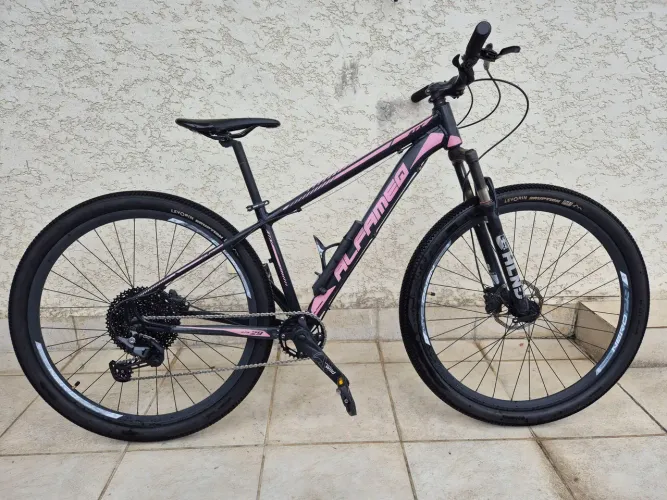 Bicicleta Alfameq Aro 29 Tam. 15 com Relação 1x11 Shimano Deore