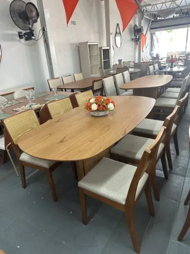 Mesa de jantar madeira