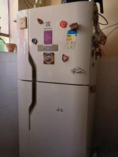 Geladeira Electrolux 127v