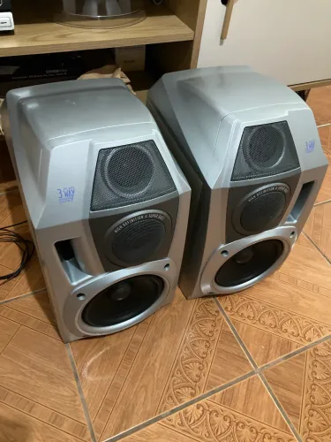 Caixas som gradiente 3 vias