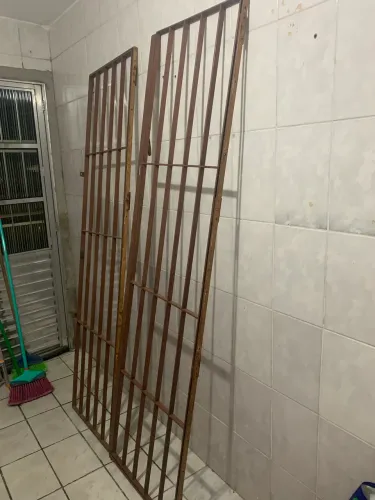 Grade para porta balcão ( altura 2,29)(largura 58,50)