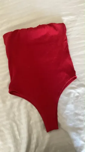 BODY VERMELHO CANELADO - TAMANHO ÚNICO