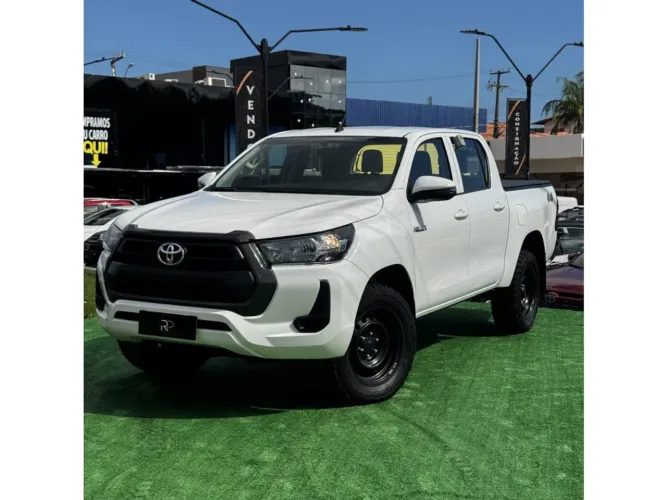 Toyota Hilux CD 4X4 2.8 Diesel Mec. 2023