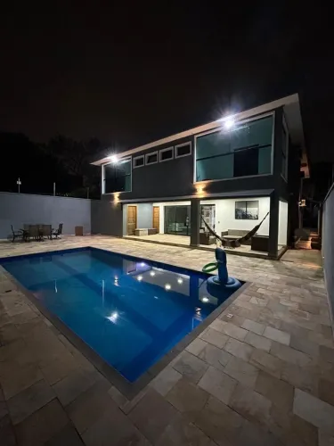 Maravilhosa casa em pleno bolsão de Interlagos!
