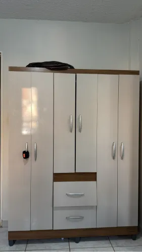 Guarda roupa solteiro