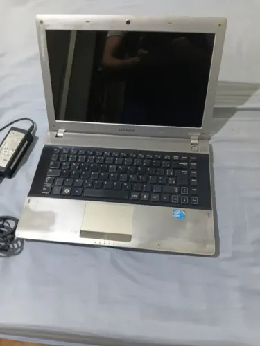 Notebook Samsung RV411 - para conserto ou retirada de peças