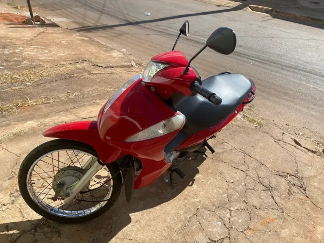 Biz 125 ES