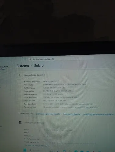 notebook Windows 11, vai com mouse ped e mouse sem fio.