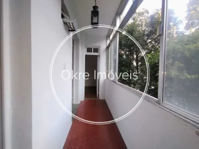 Apartamento : Padrão / Residencial / Centro