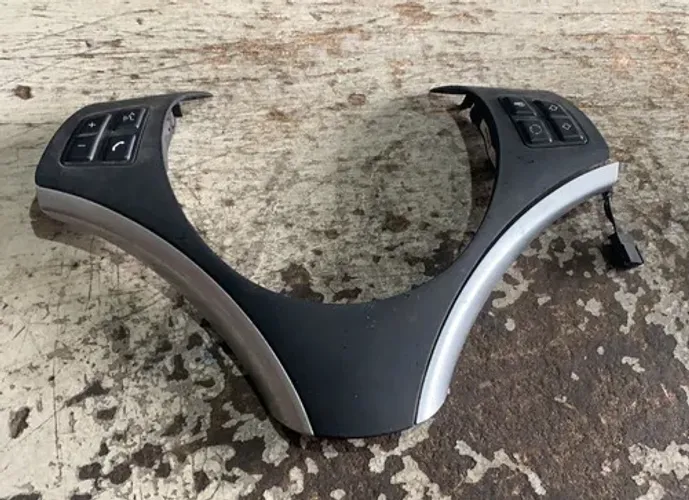 Moldura Botão Comandos Volante Bmw X1 118 120 2010 11 2012