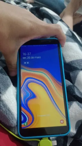 Vende-se Samsung J4 plus 