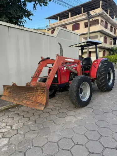 Trator Massey Ferguson 275 