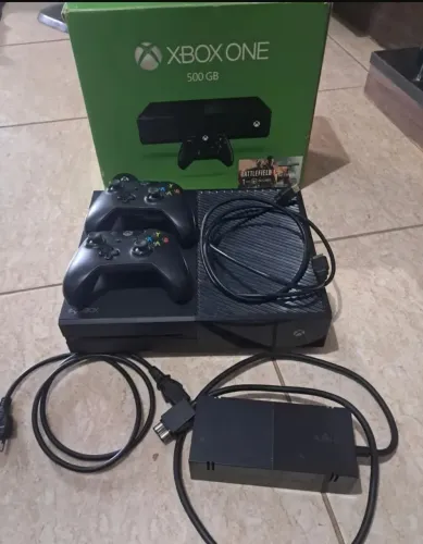 XBOX ONE 500GB 2 CONTROLES 