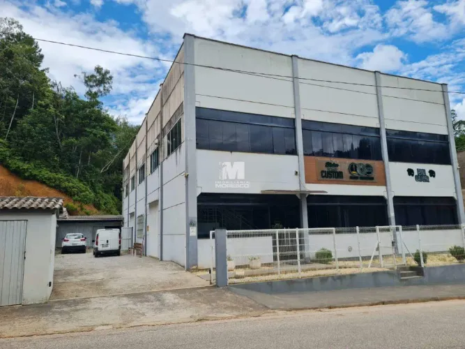 EXCELENTE GALPAO - PRIMEIRO DE MAIO