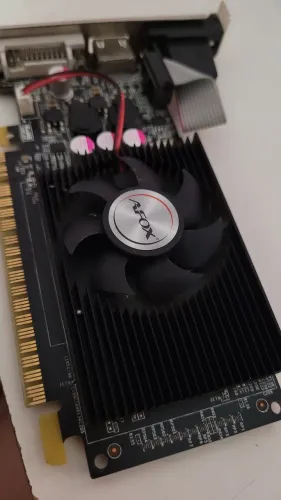 Placa de Vídeo Afox AMD Radeon R5 230, 1GB DDR3