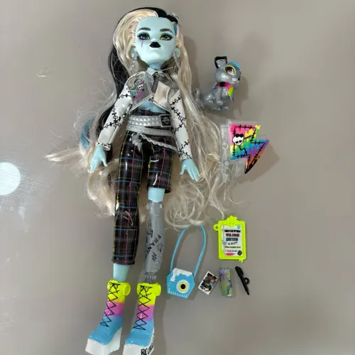 Boneca Frankie Stein Welcome Committee Monster High G3