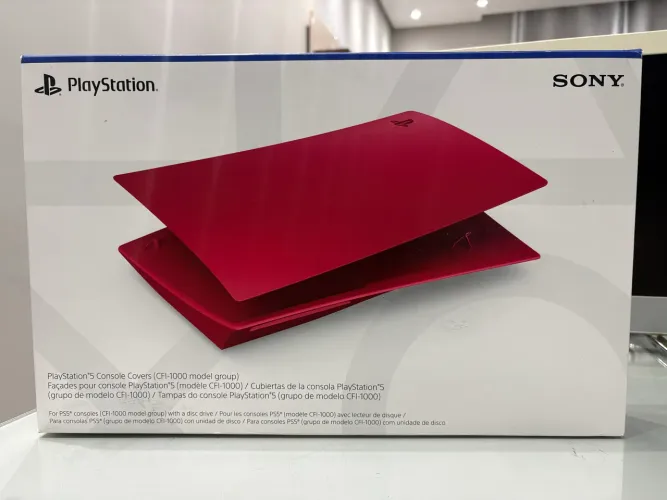 Faceplate oficial da Sony na cor Cosmic Red. Usada 1x