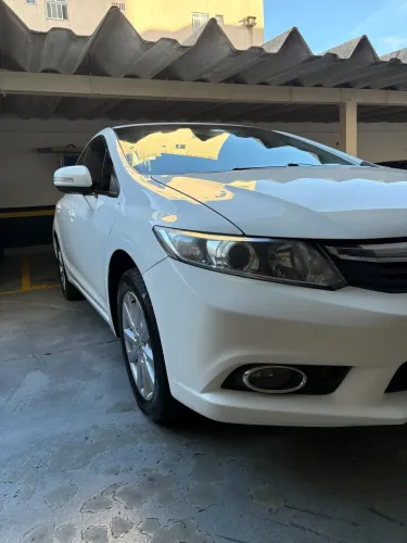 Honda Civic Sedan LXS 1.8/1.8 Flex 16V Aut. 4P 2014