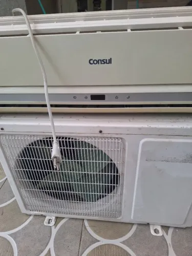 Dois Ar Condicionados