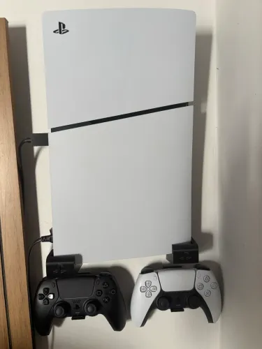 Ps5 mídia Digital semi novo , único dono 