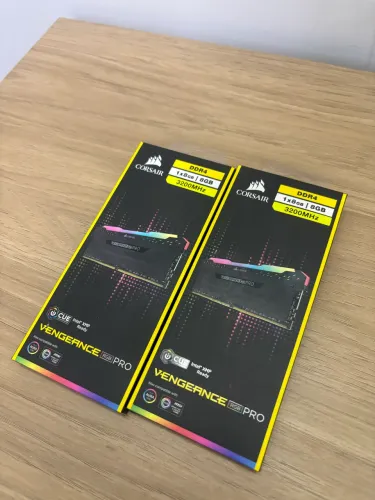 Memória ram CORSAIR VENGEANCE RGB PRO 16 GB