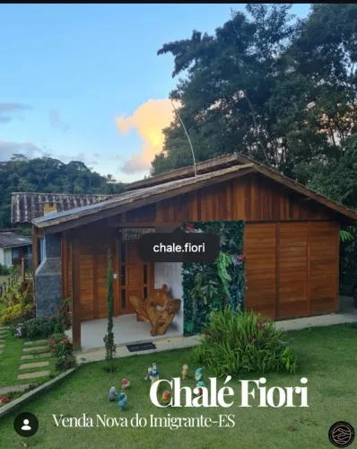 Chalé 2Q c/ suíte condo próximo á Pedra Azul
