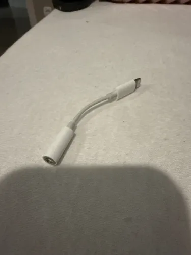 Adaptador Lightning para Fone P2 3,5mm